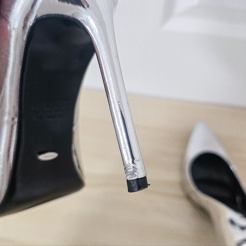 Toni Bianco Anja Metallic Silver Stiletto Heel Pumps Size 8.5 - Picture 14 of 15